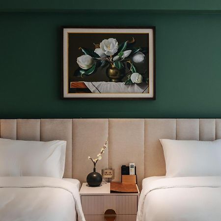 Sword Lake Hotel Hanoi Bagian luar foto