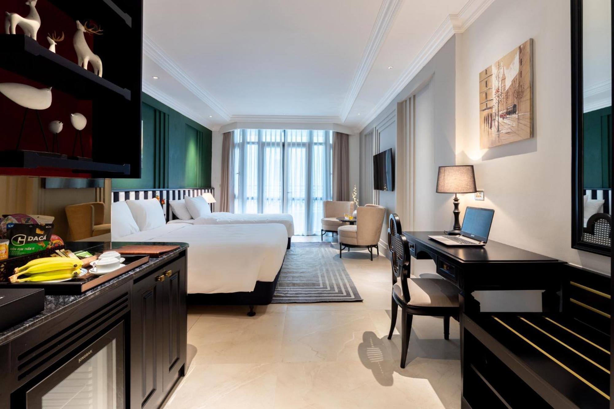 Sword Lake Hotel Hanoi Bagian luar foto