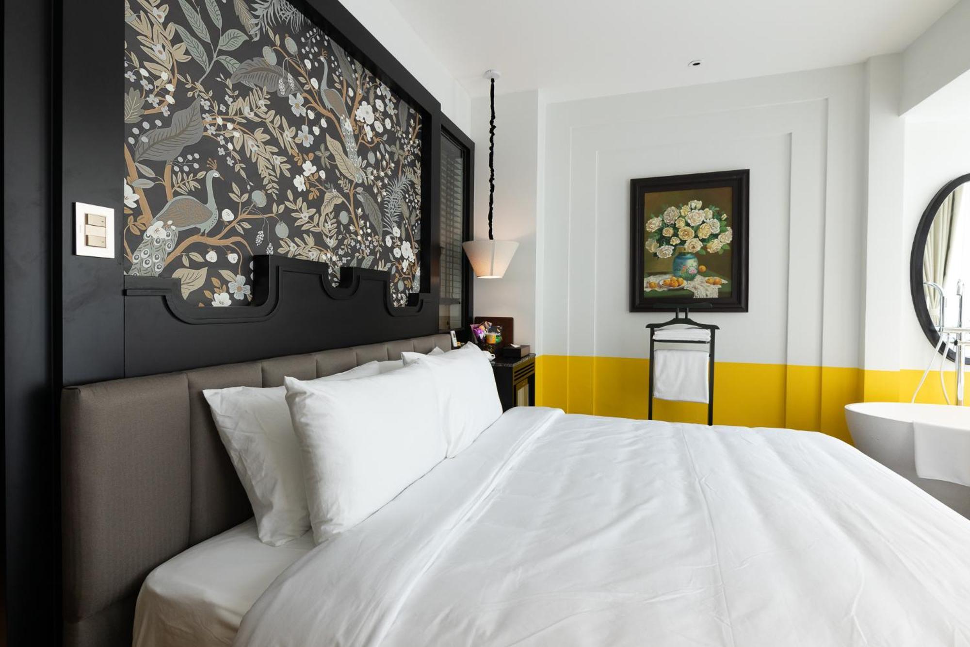 Sword Lake Hotel Hanoi Bagian luar foto